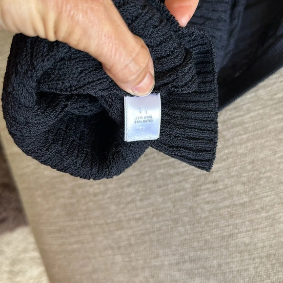 St. John sport knit tank top sweater size xs black - Picture 8 of 12